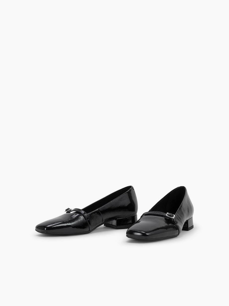 
                  
                    Vagabond Shoemakers - Debbi
                  
                