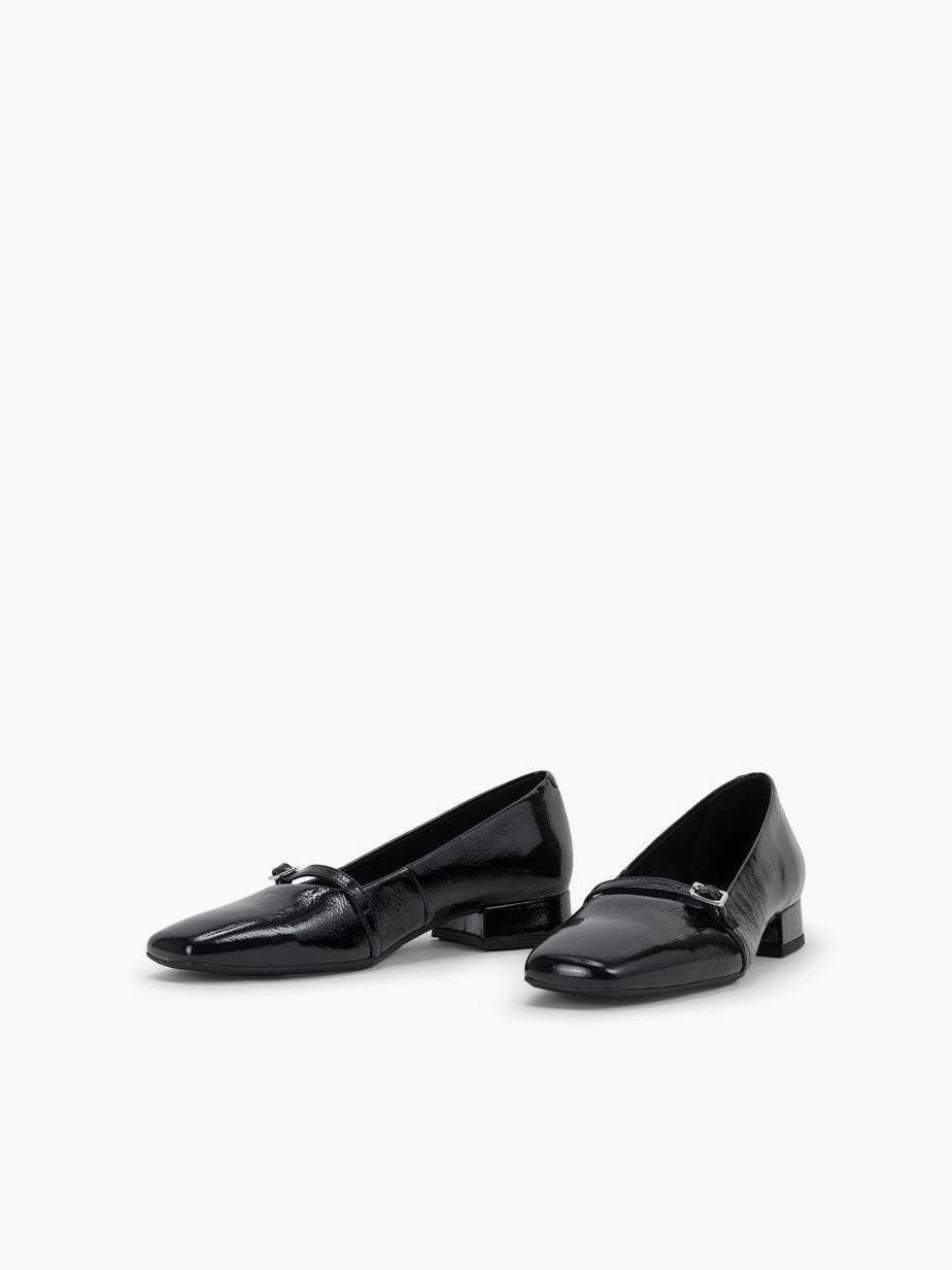 
                  
                    Vagabond Shoemakers - Debbi
                  
                