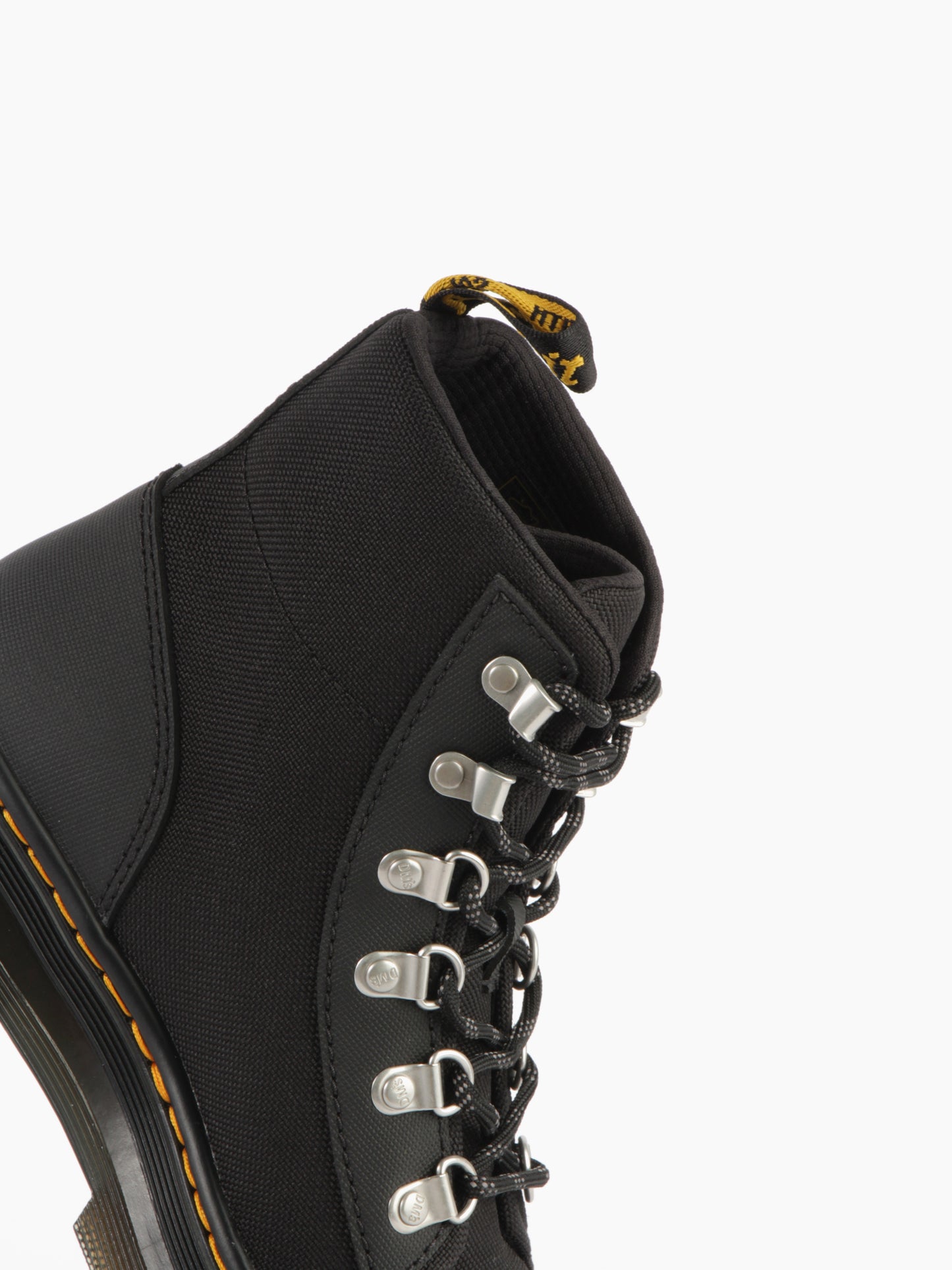 
                  
                    Dr. Martens - Combs W NOIR
                  
                