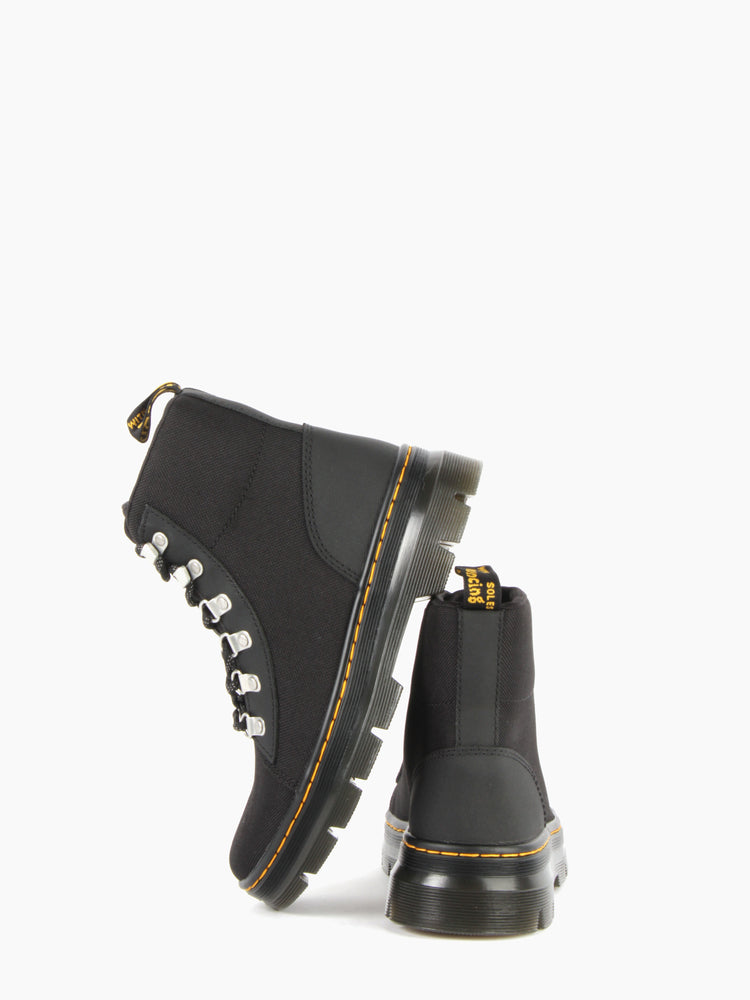 
                  
                    Dr. Martens - Combs W NOIR
                  
                