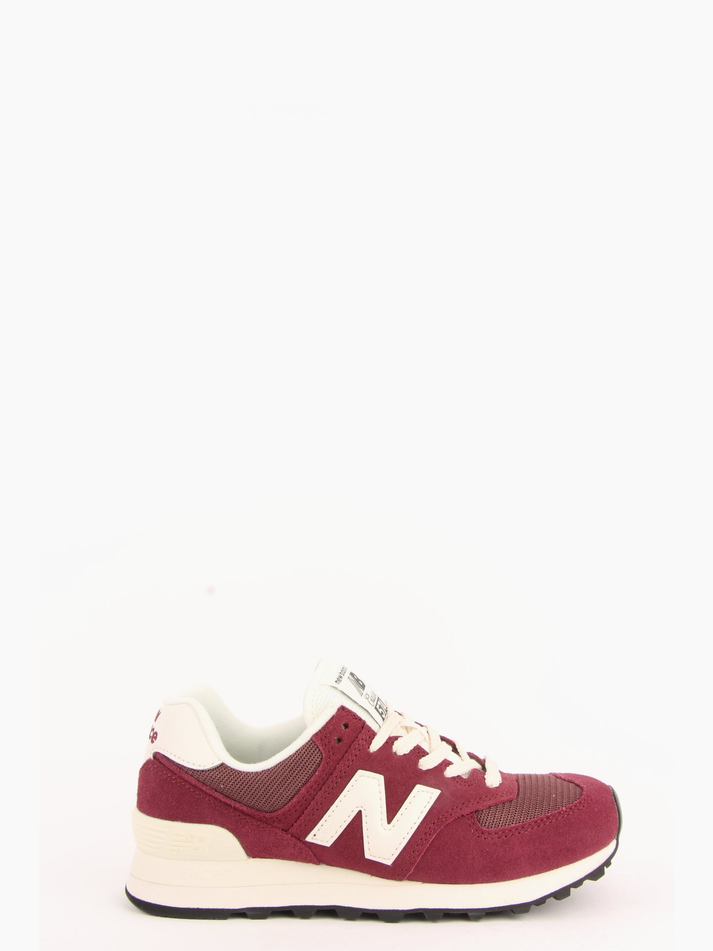 
                  
                    New Balance - 574
                  
                