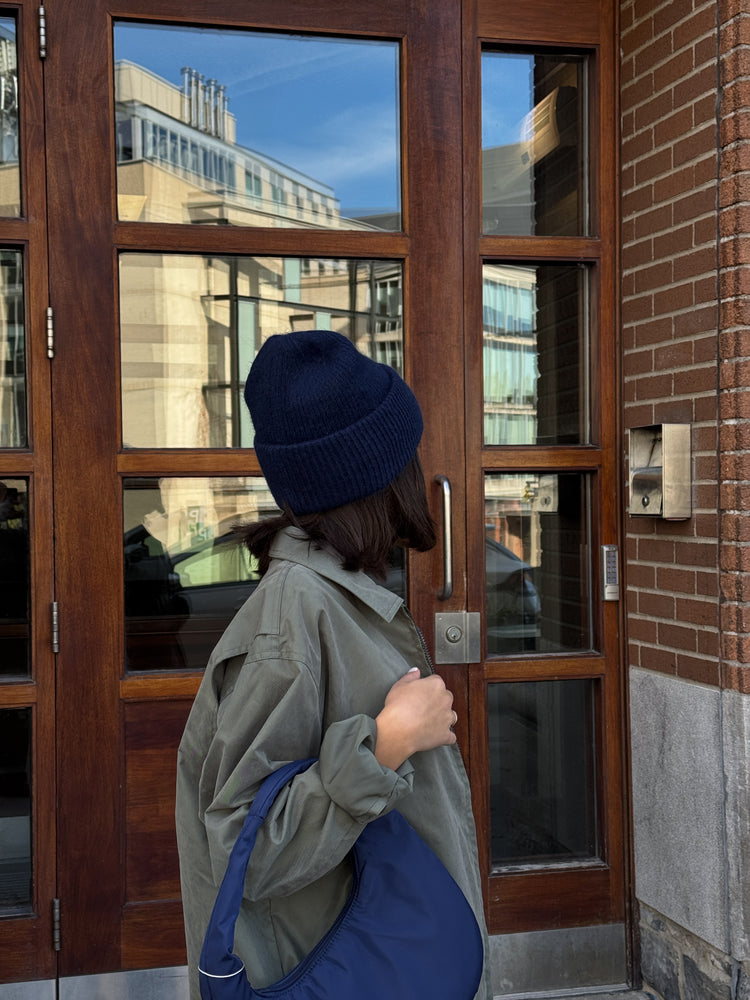 
                  
                    Lyla & Luxe -  Tuque après ski
                  
                