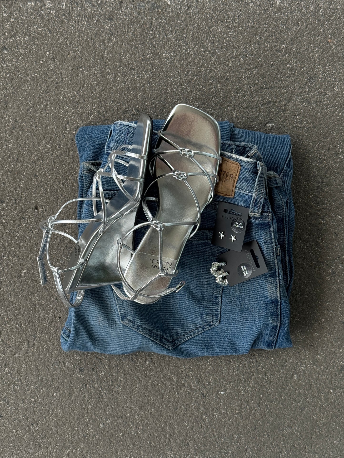 
                  
                    Jeffrey Campbell - Socialz
                  
                