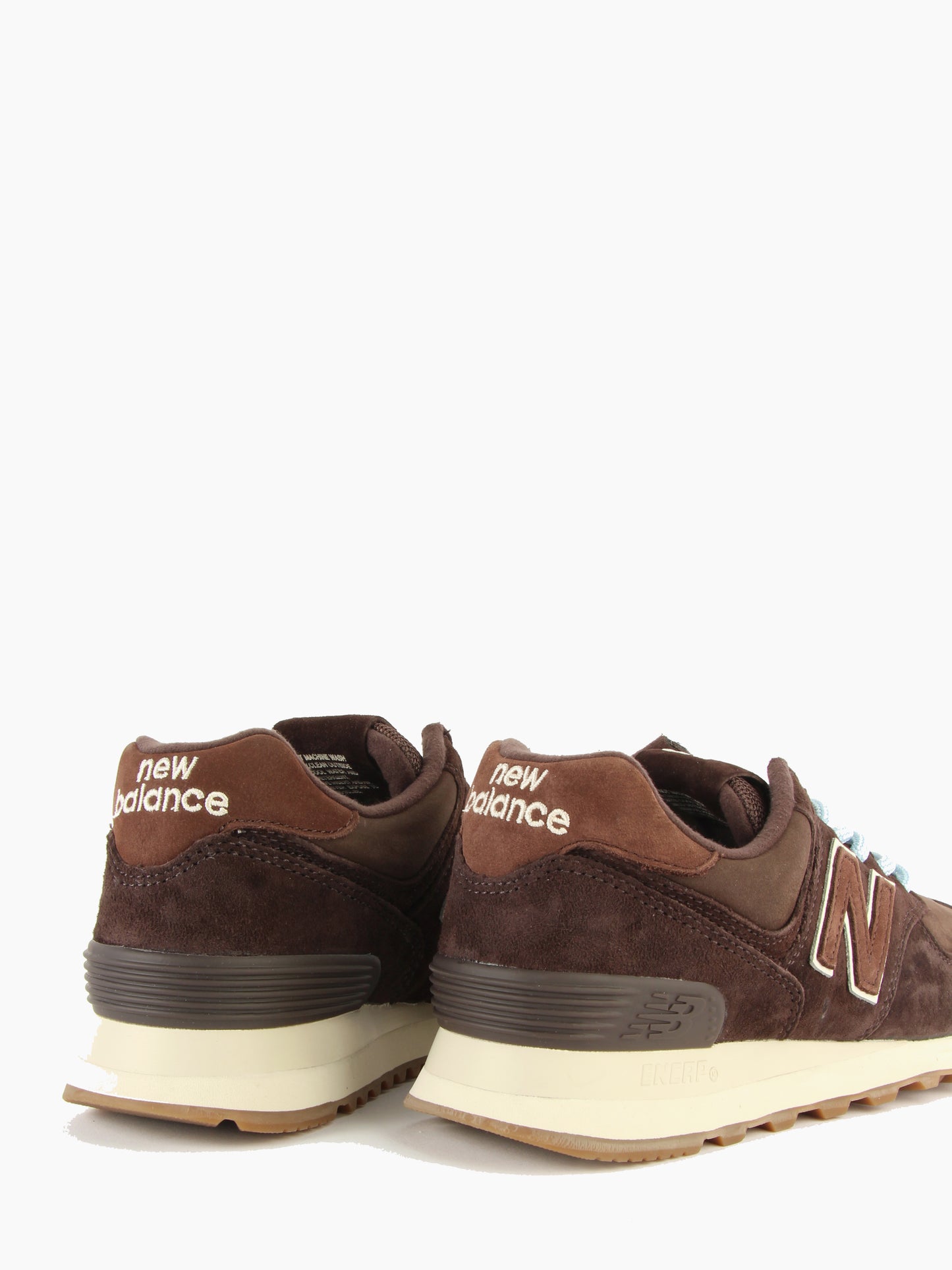 
                  
                    New Balance - 574
                  
                