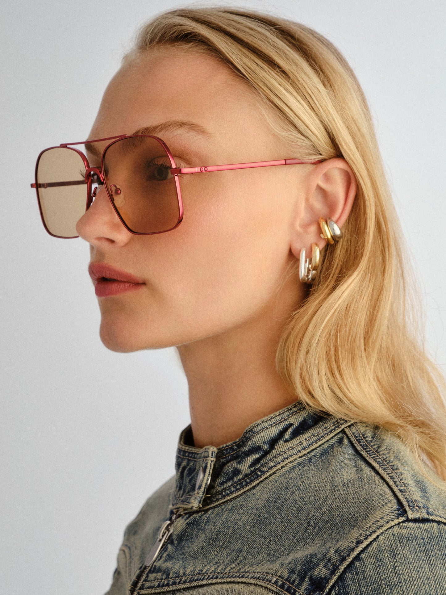 
                  
                    Le Specs - Civelle
                  
                