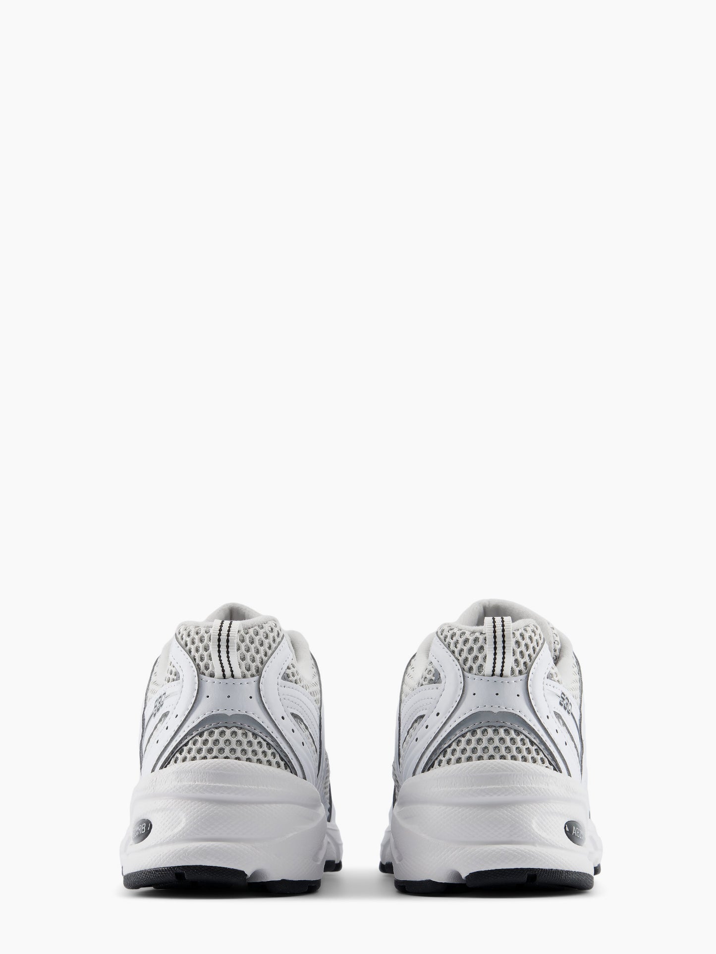 
                  
                    New Balance - 530
                  
                