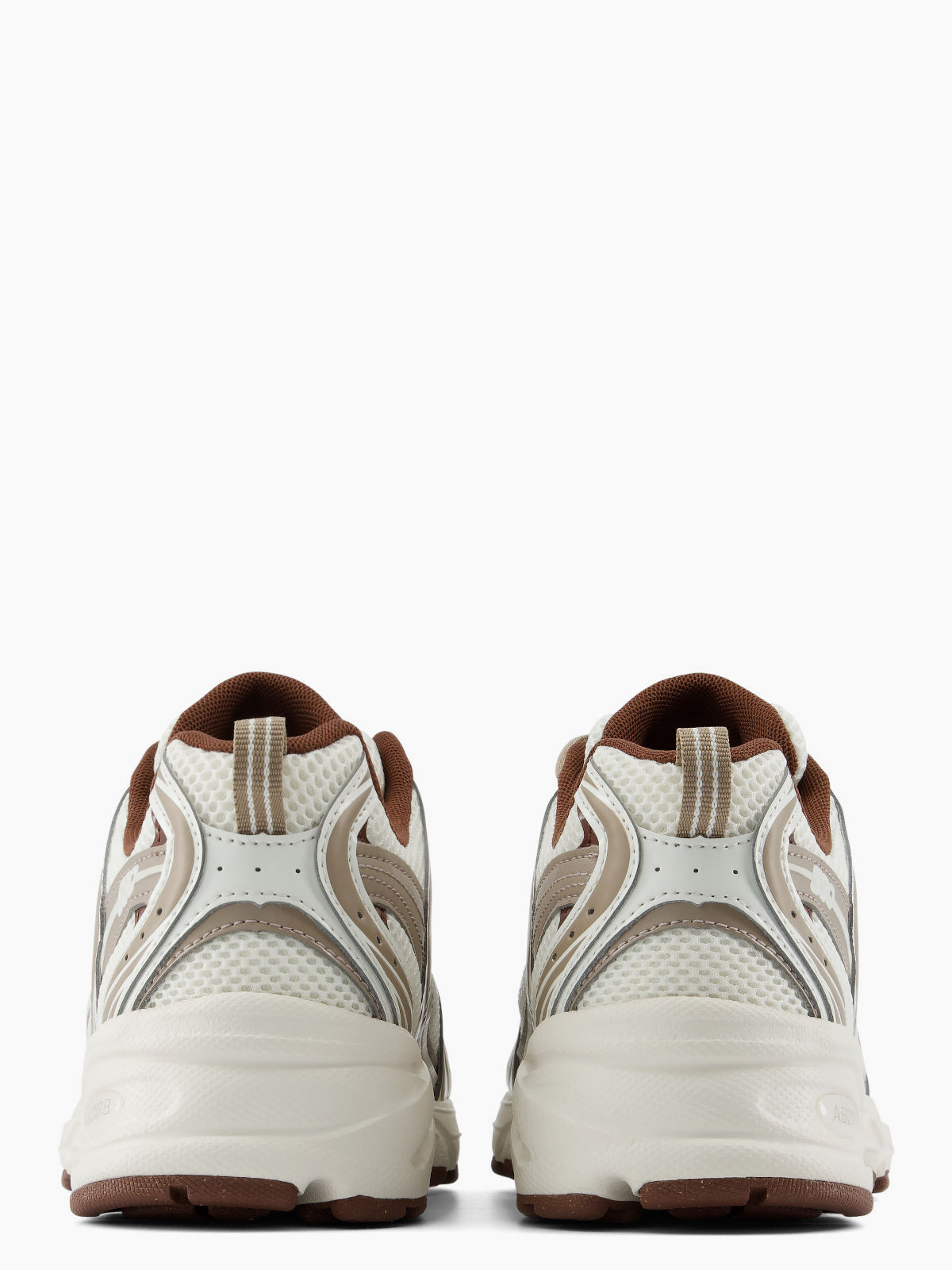 
                  
                    New Balance - 530
                  
                