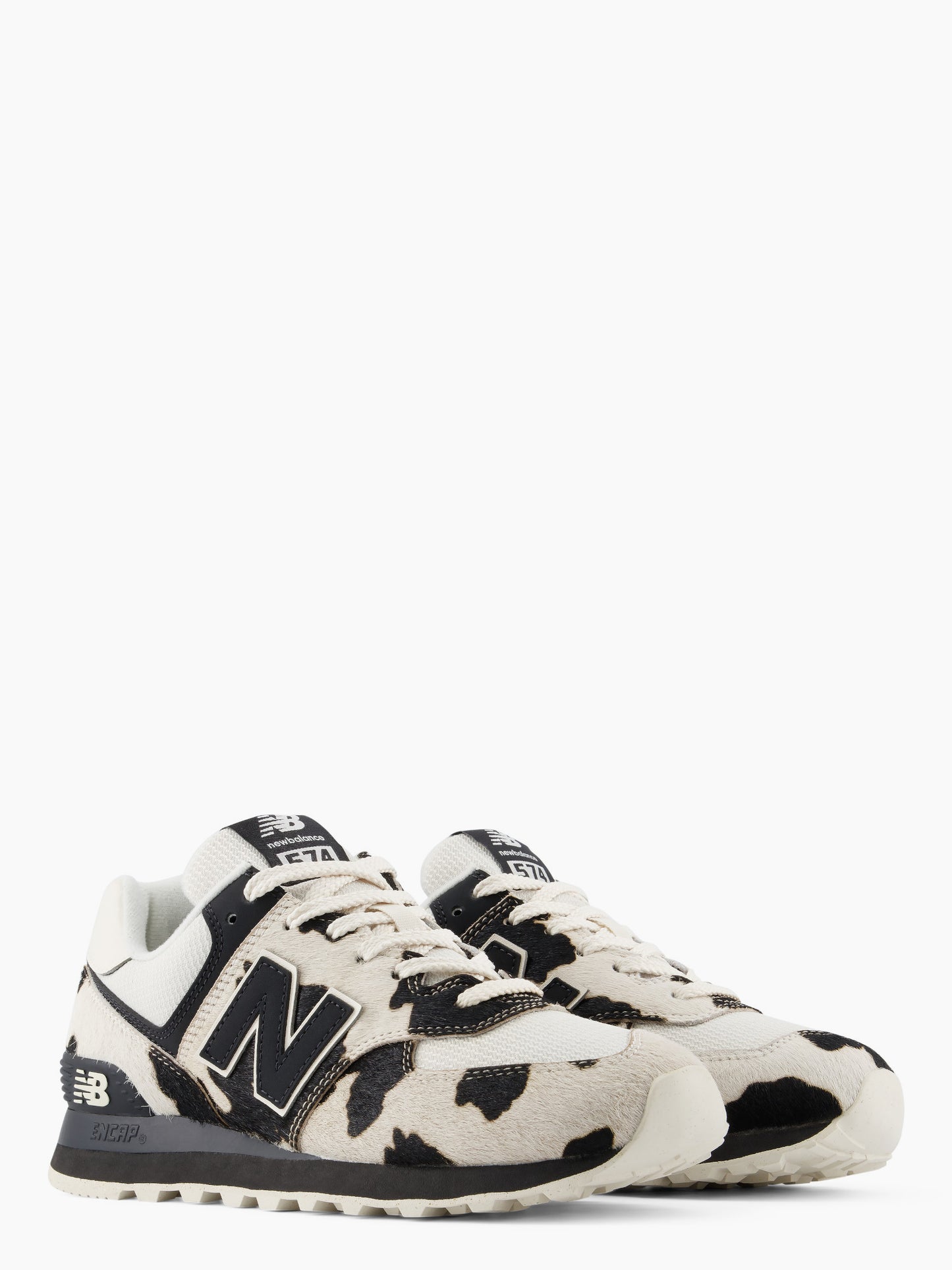 
                  
                    New Balance - 574
                  
                