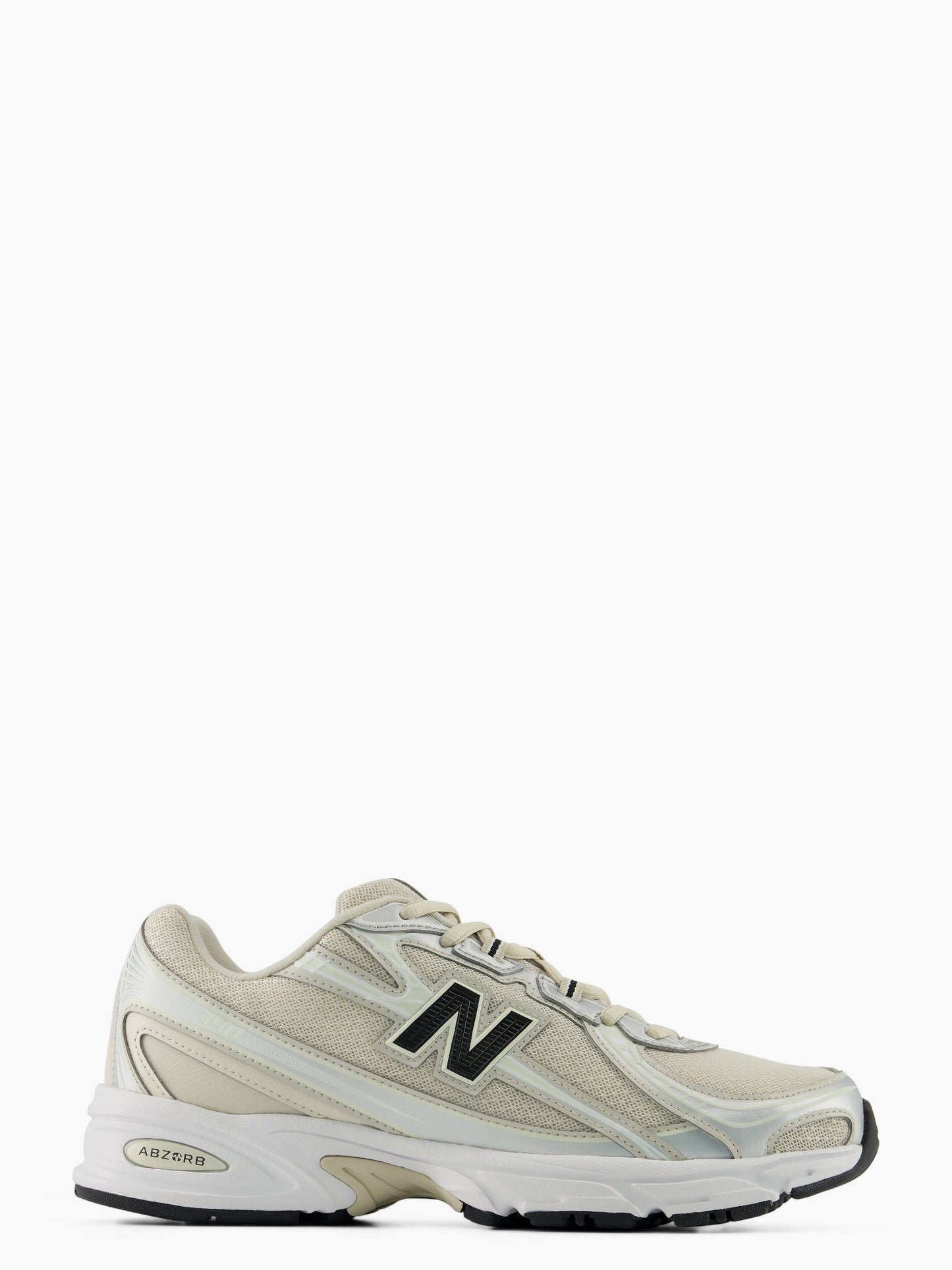 
                  
                    New Balance - 740
                  
                