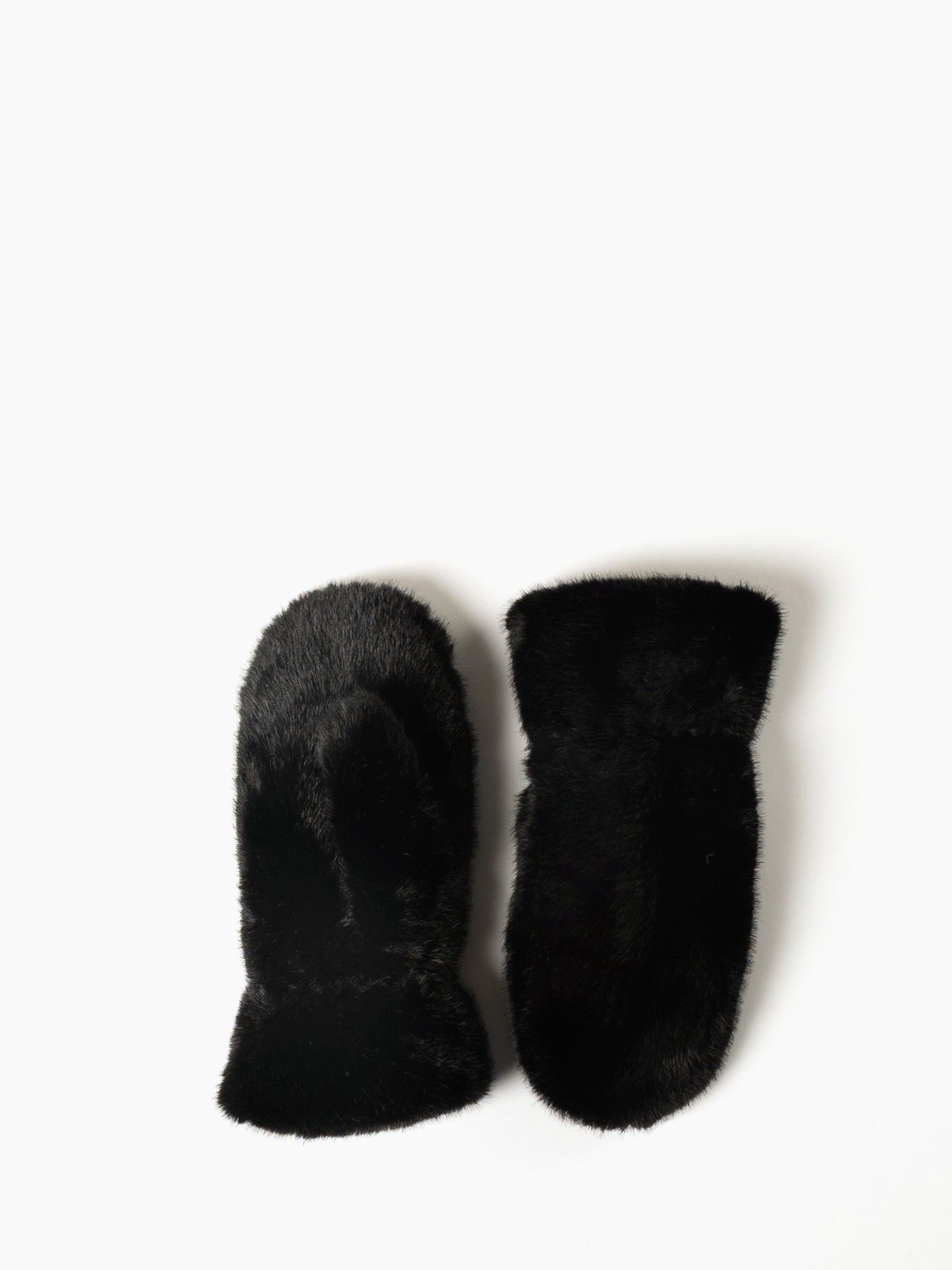 
                  
                    Lyla & Luxe - Faux Fur Mittens
                  
                