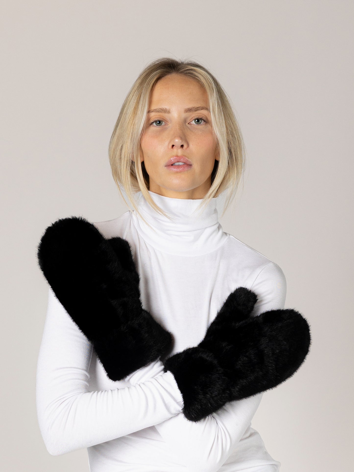
                  
                    Lyla & Luxe - Faux Fur Mittens
                  
                
