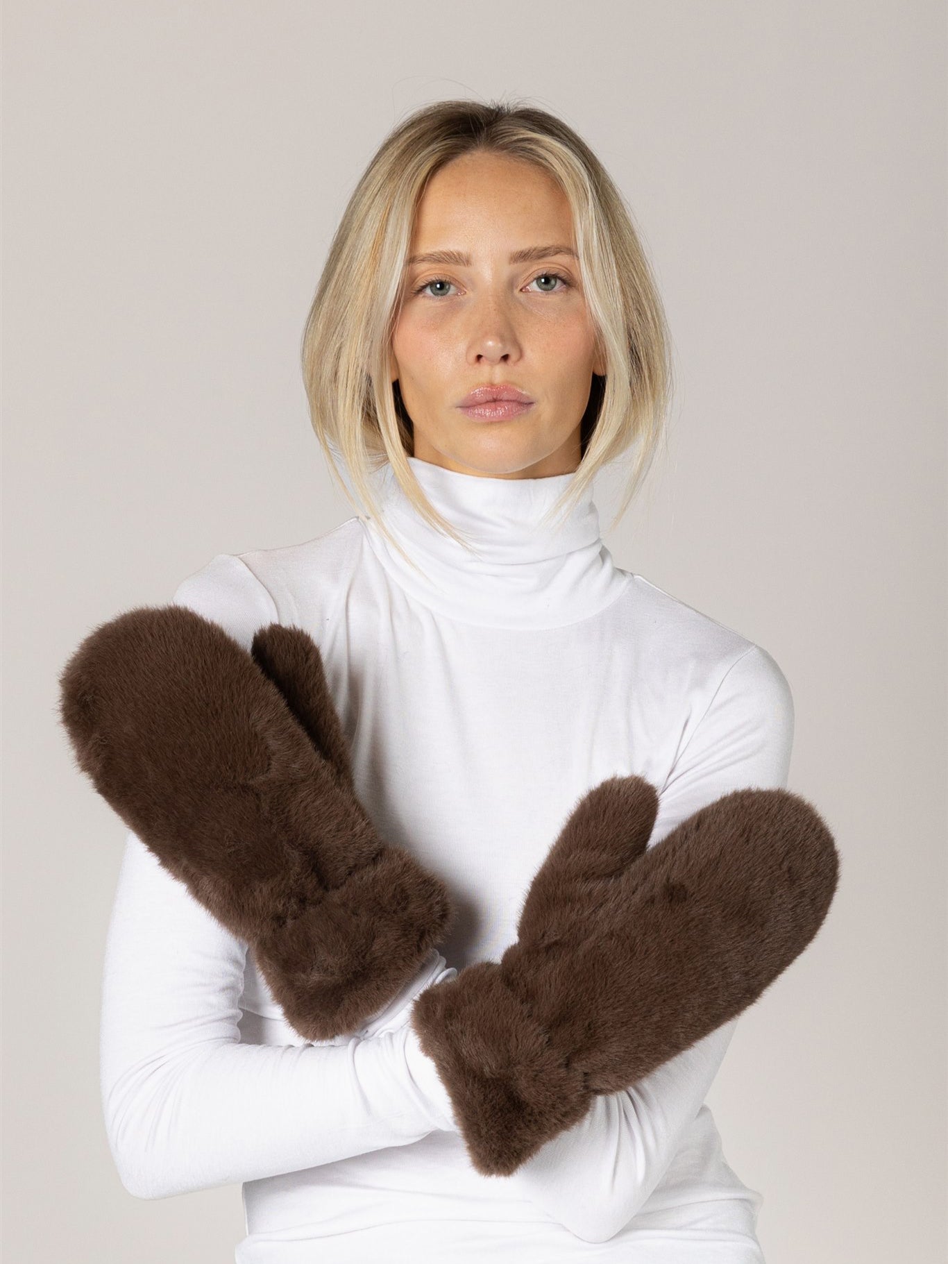 
                  
                    Lyla & Luxe - Faux Fur Mittens
                  
                