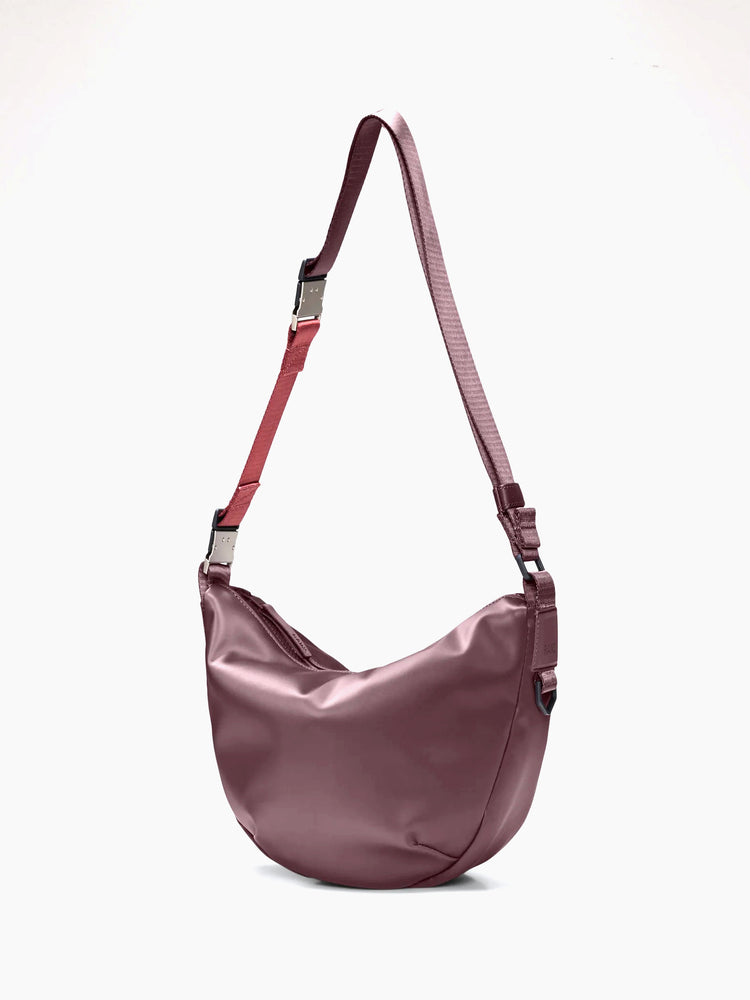 
                  
                    Rains - Valera Shoulder
                  
                