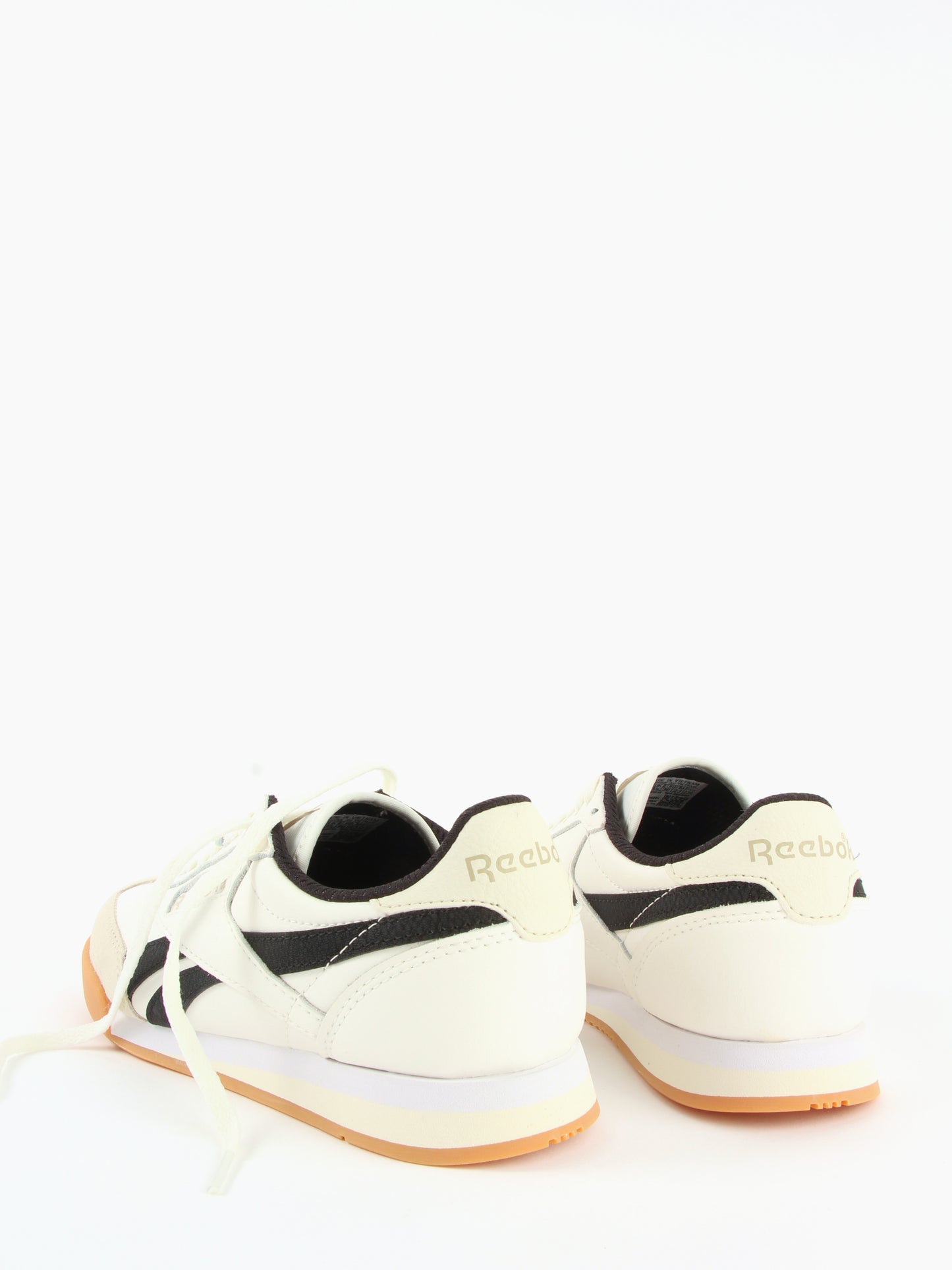 
                  
                    Reebok - Campio XT
                  
                