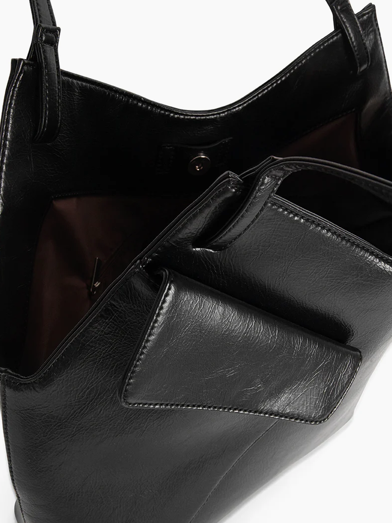 
                  
                    Matt & Nat - Giani SM
                  
                