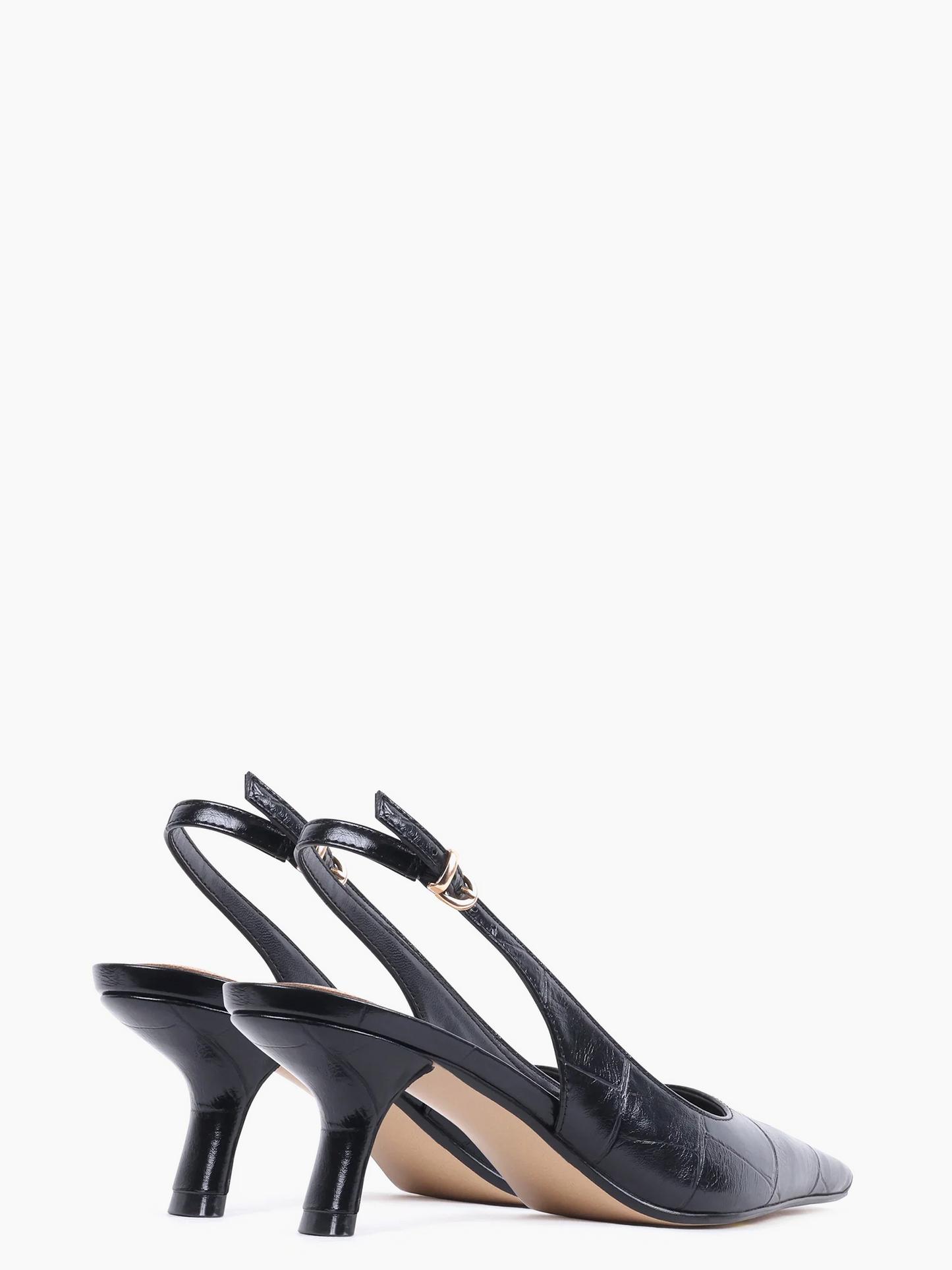 
                  
                    Steve Madden - Charming
                  
                