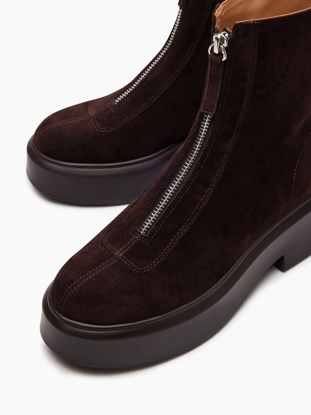 Steve Madden - Jones
