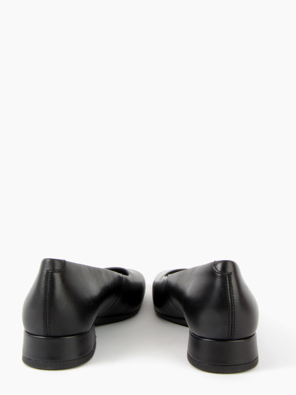 Vagabond Shoemakers - Debbi