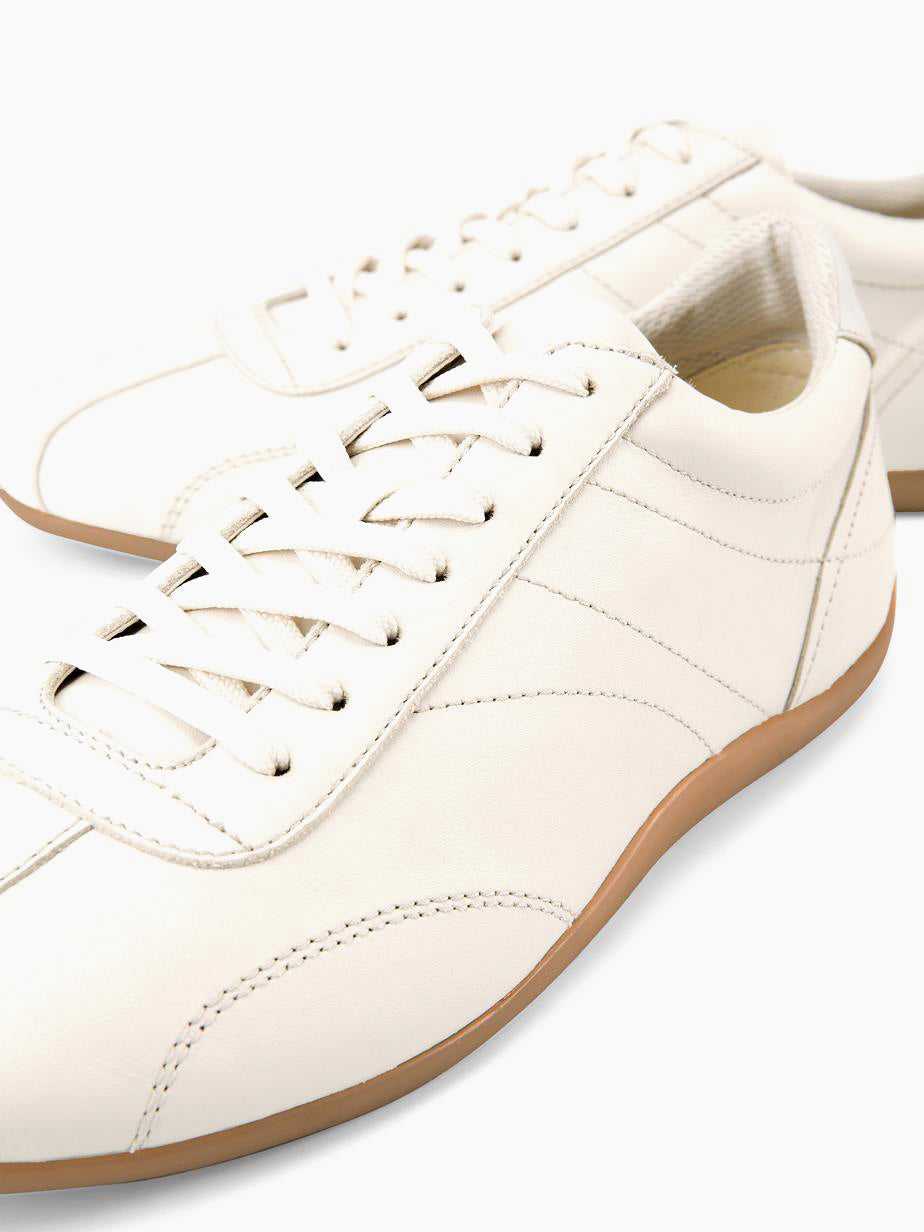 
                  
                    Vagabond Shoemakers - Hollie
                  
                