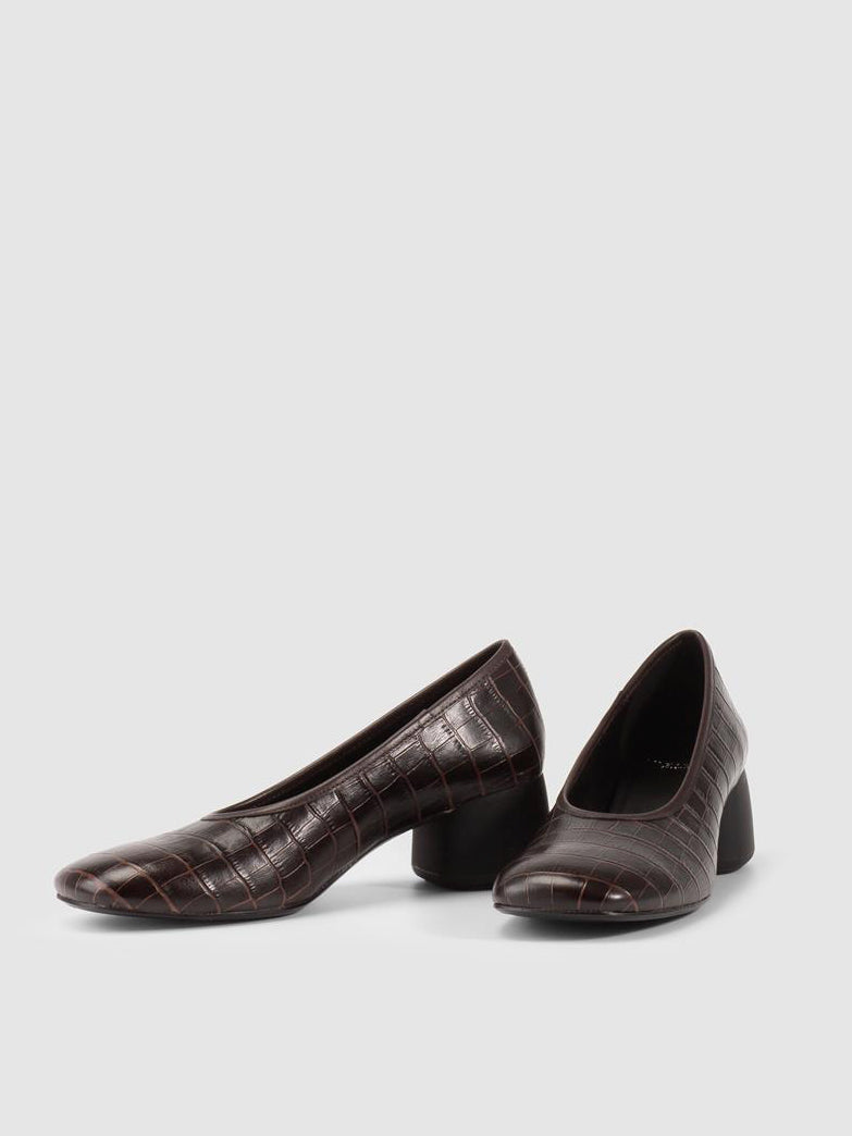 
                  
                    Vagabond Shoemakers - Livia Pumps
                  
                