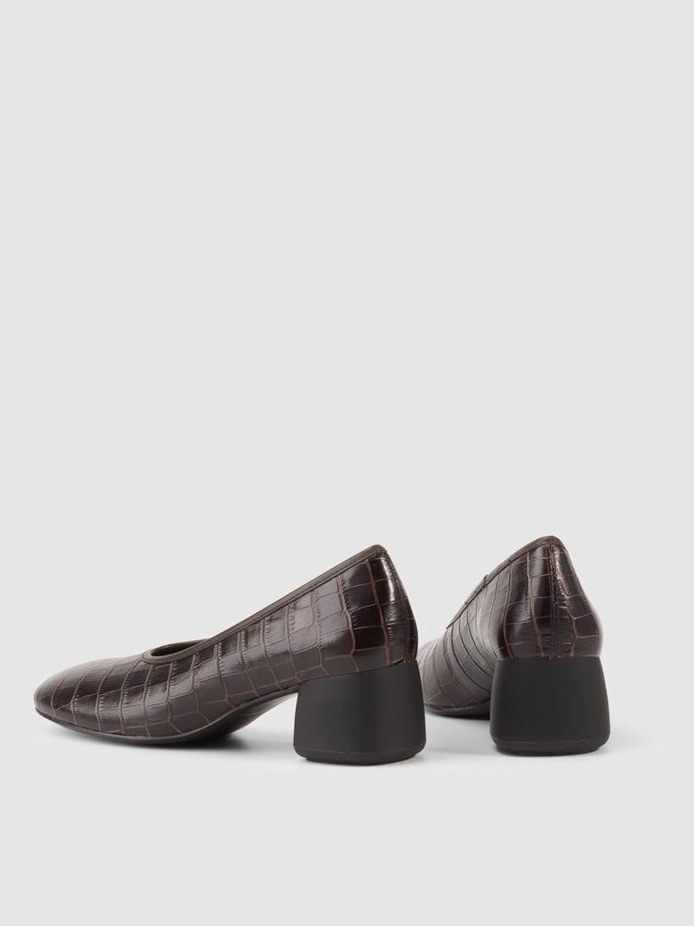 
                  
                    Vagabond Shoemakers - Livia Pumps
                  
                