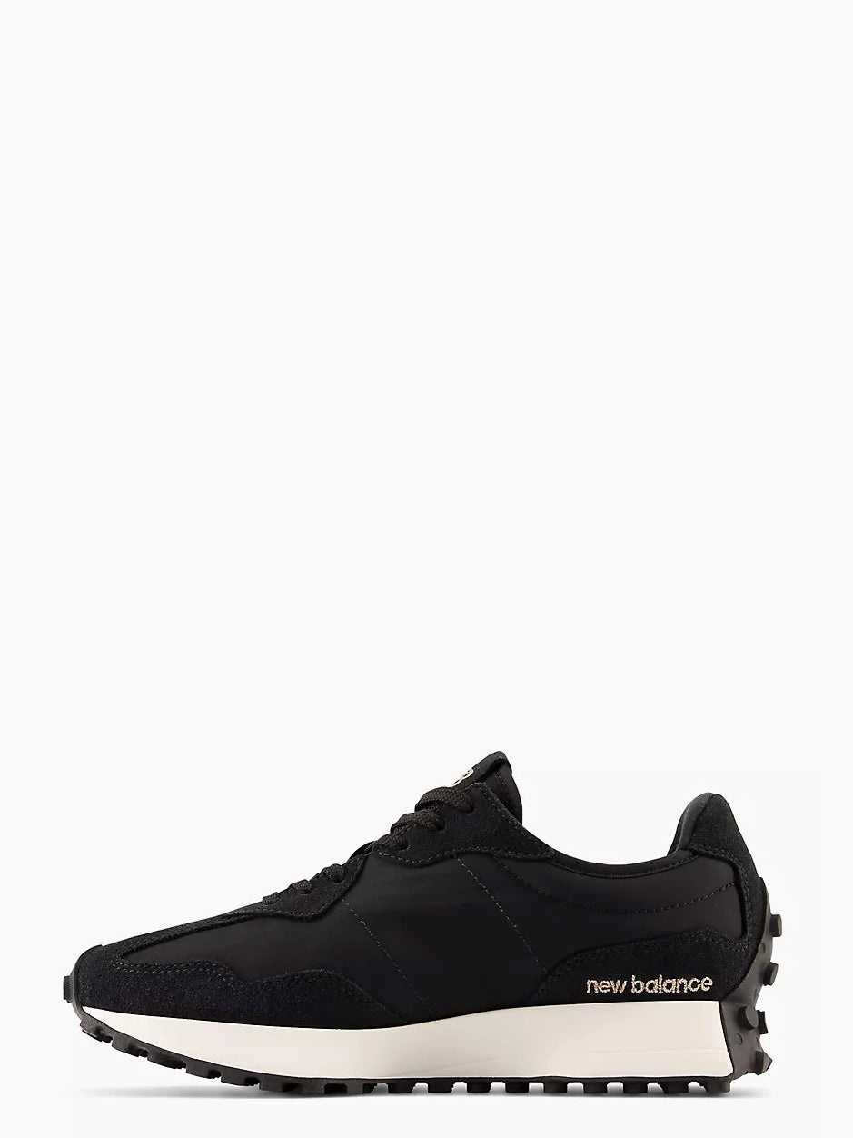 
                  
                    New Balance - 327
                  
                